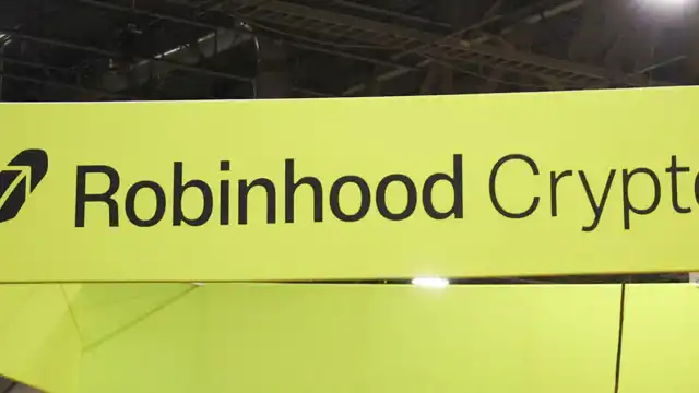 Thumbnail for Robinhood and JPMorgan Assess the Impact of Bitcoin's Decline on Crypto Trading Revenue and Future Outlook - Intermediate level Business exercise